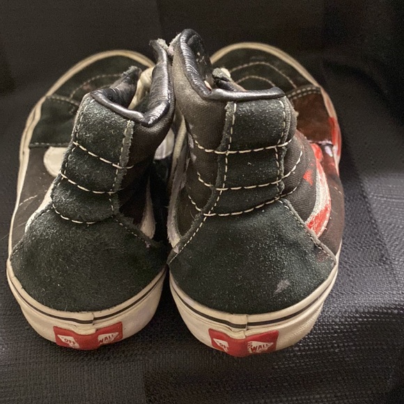 Well broken authentic Vans high tops. - Picture 3 of 6